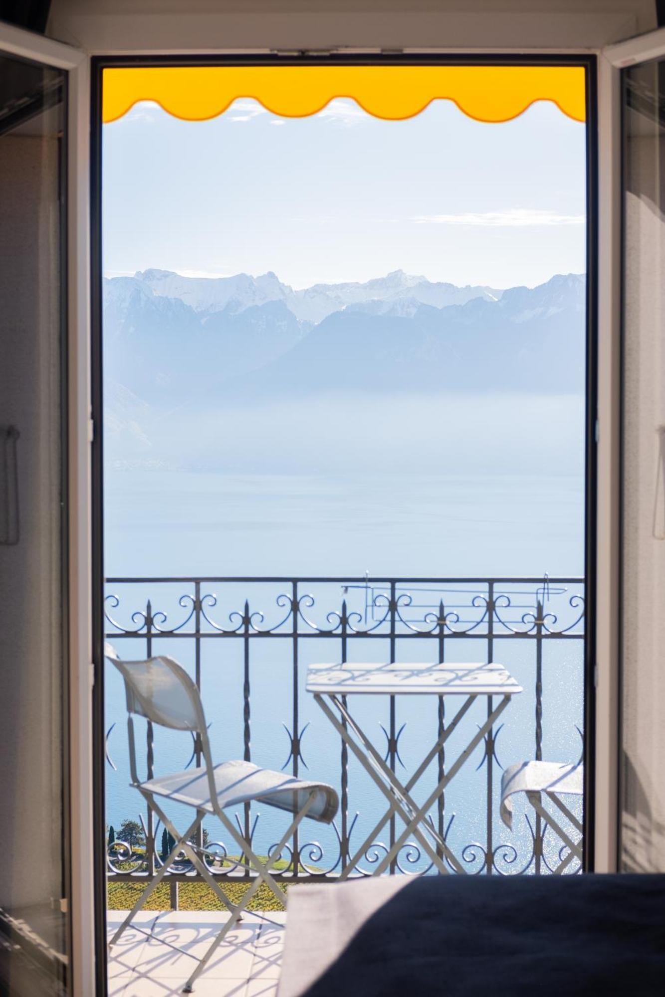 Standard Double Room with Lake View,1574713406:JPEG